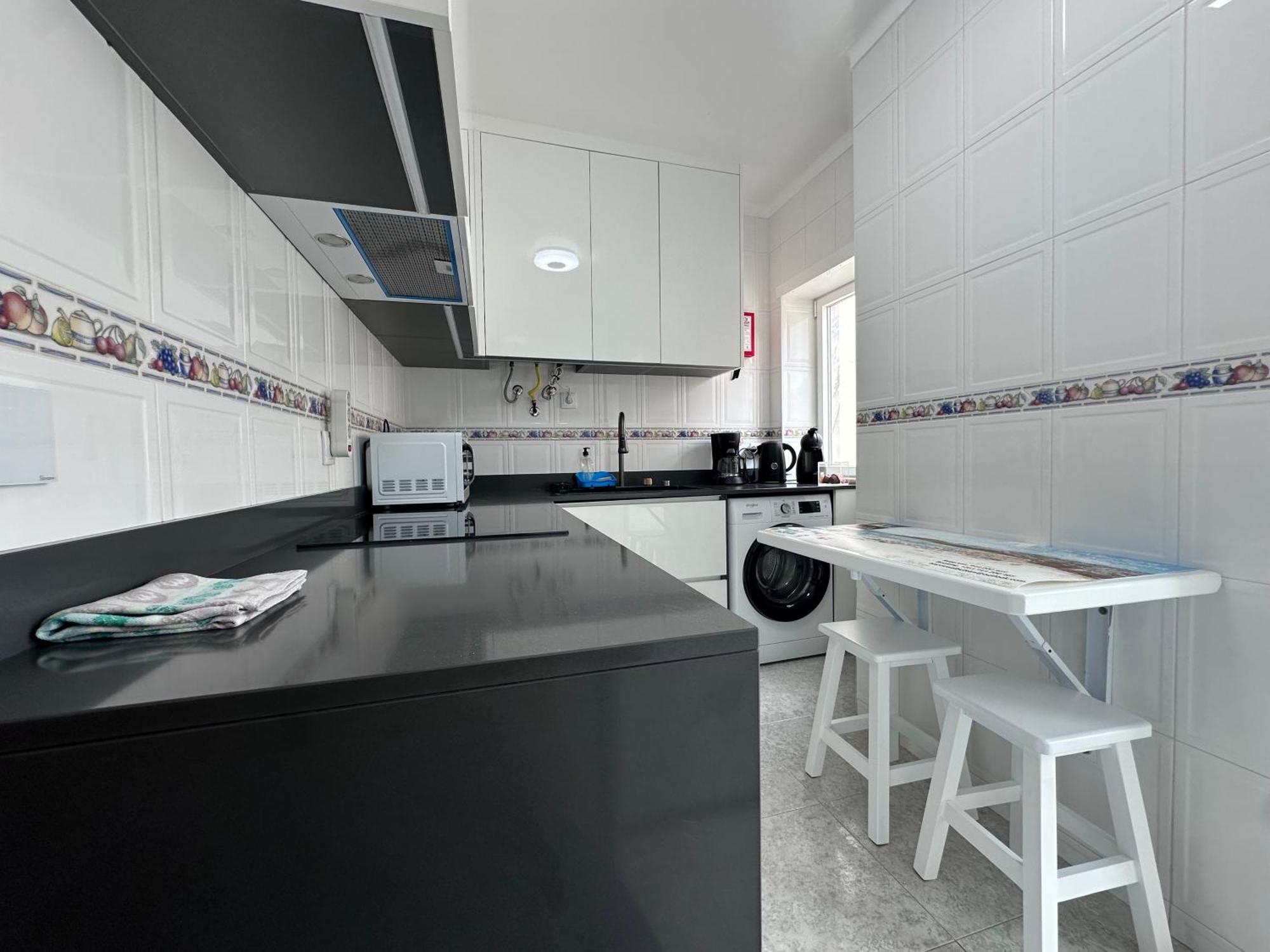 Steps To Beach 4Beds -Ac Self Check-In 2024 Reno Nazare Luaran gambar